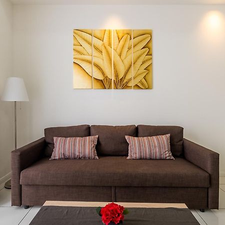 Five Senses Suite In M Suite Klcc Куала-Лумпур Экстерьер фото